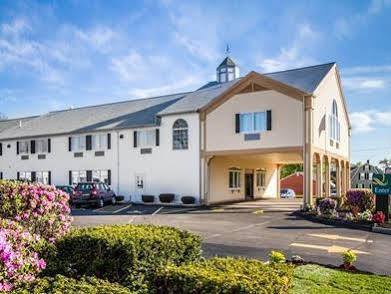 Quality & Hotel South Portland